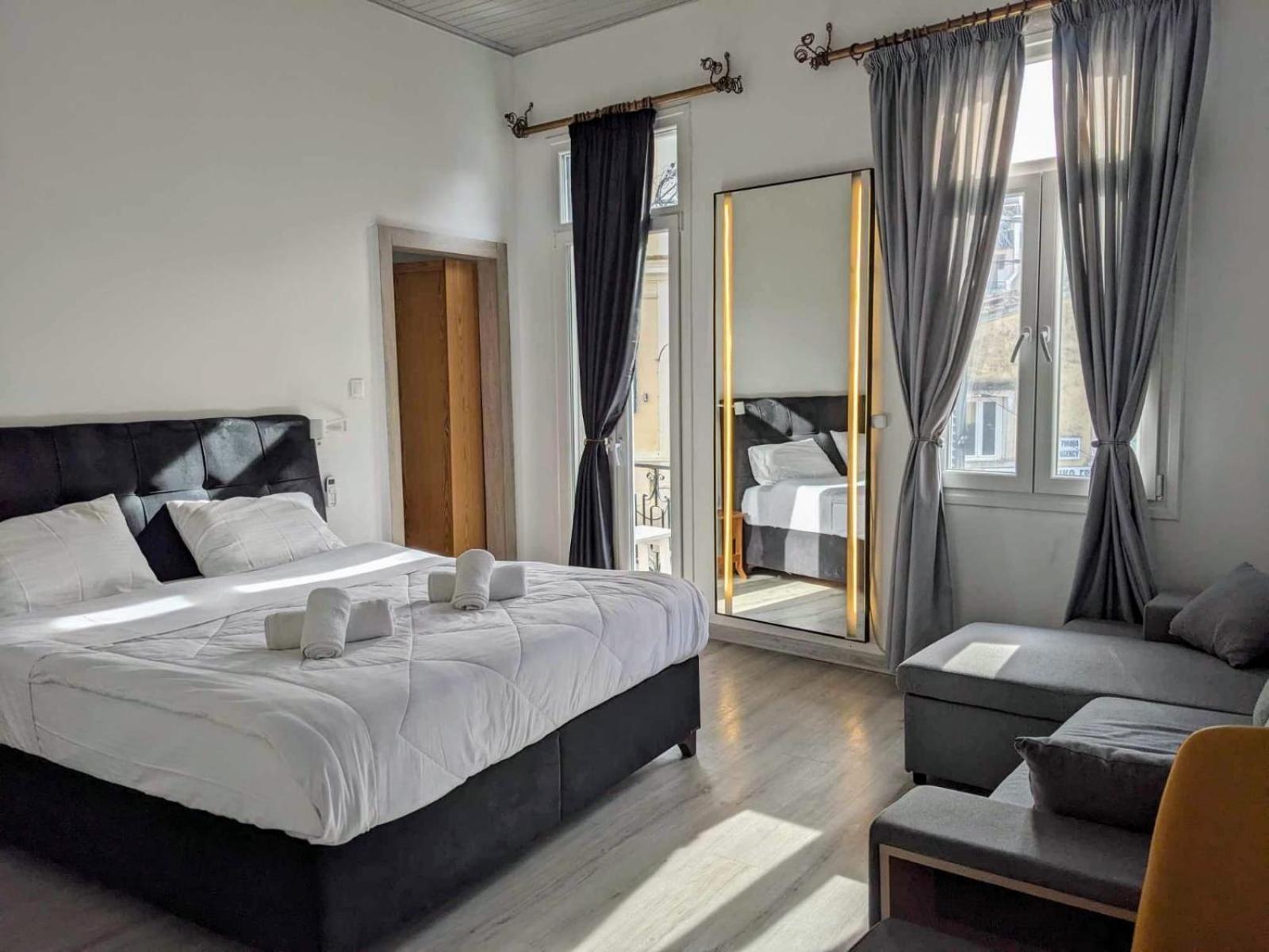 Διαμέρισμα Travelers Luxury Suites, &